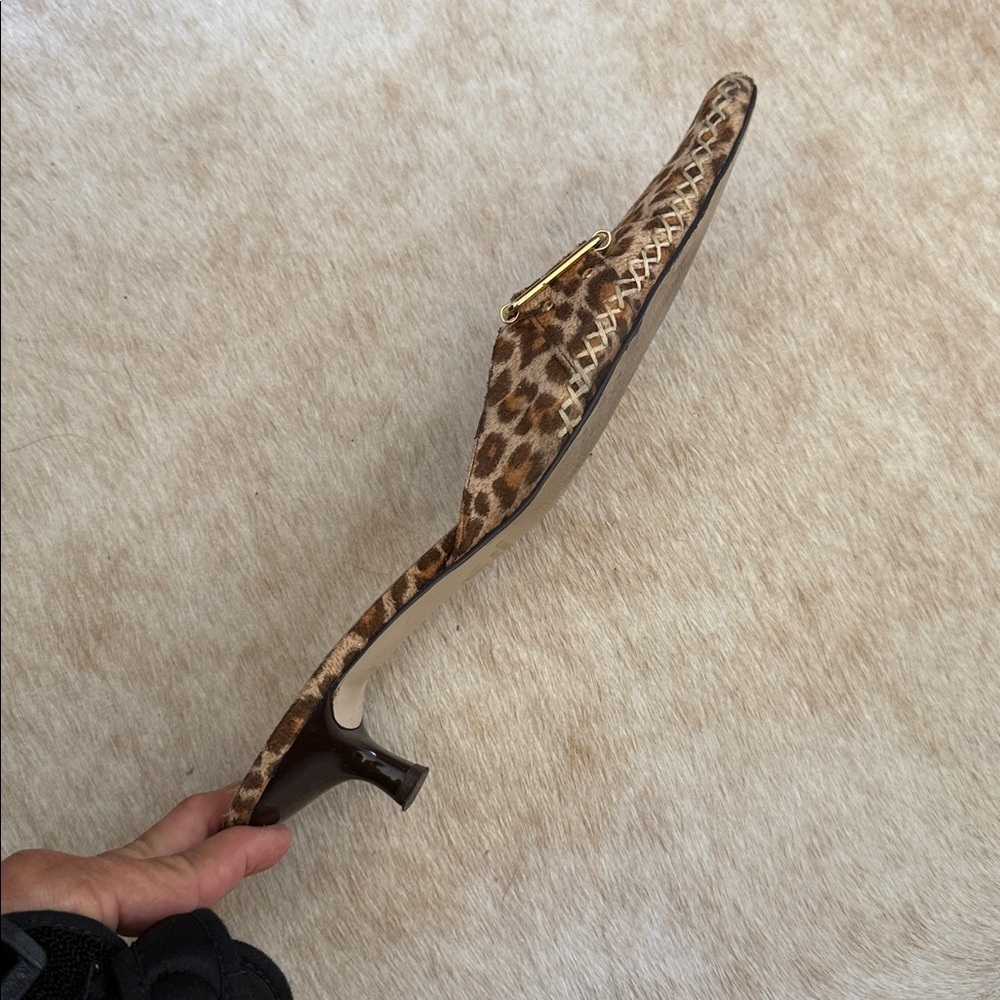 Seventeen Mile mules kitten heel leopard print design a pointed toe size 10 - Picture 2 of 10